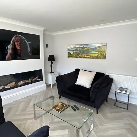 Stunning 2 Bedroom In