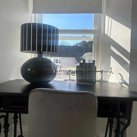 Apartment Stunning 2 Bedroom In