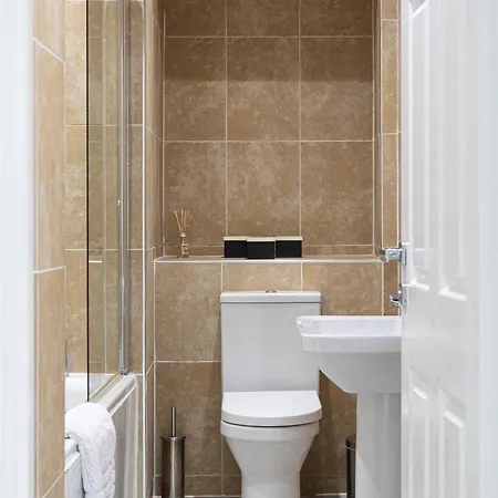דירה Stunning 2 Bedroom In