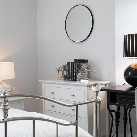 Stunning 2 Bedroom In דירה קזיק