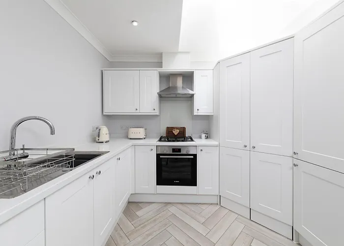 Stunning 2 Bedroom In